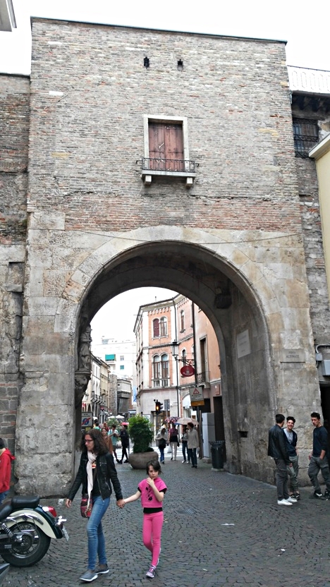 Porta Altinate, Padova - Kocsmaturista