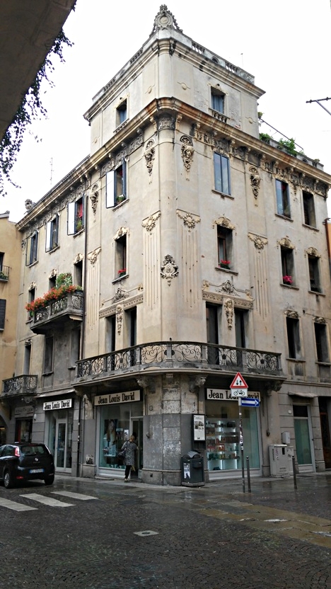 Padova szép épületeinek egyike - Kocsmaturista