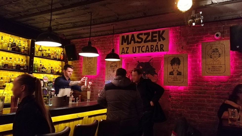 A Maszek Debrecenben - Kocsmaturista