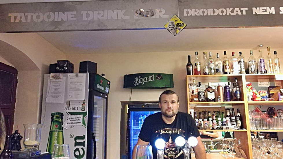 Tatooine Drink Bar, Győr - Kocsmaturista - Gábor a trónon