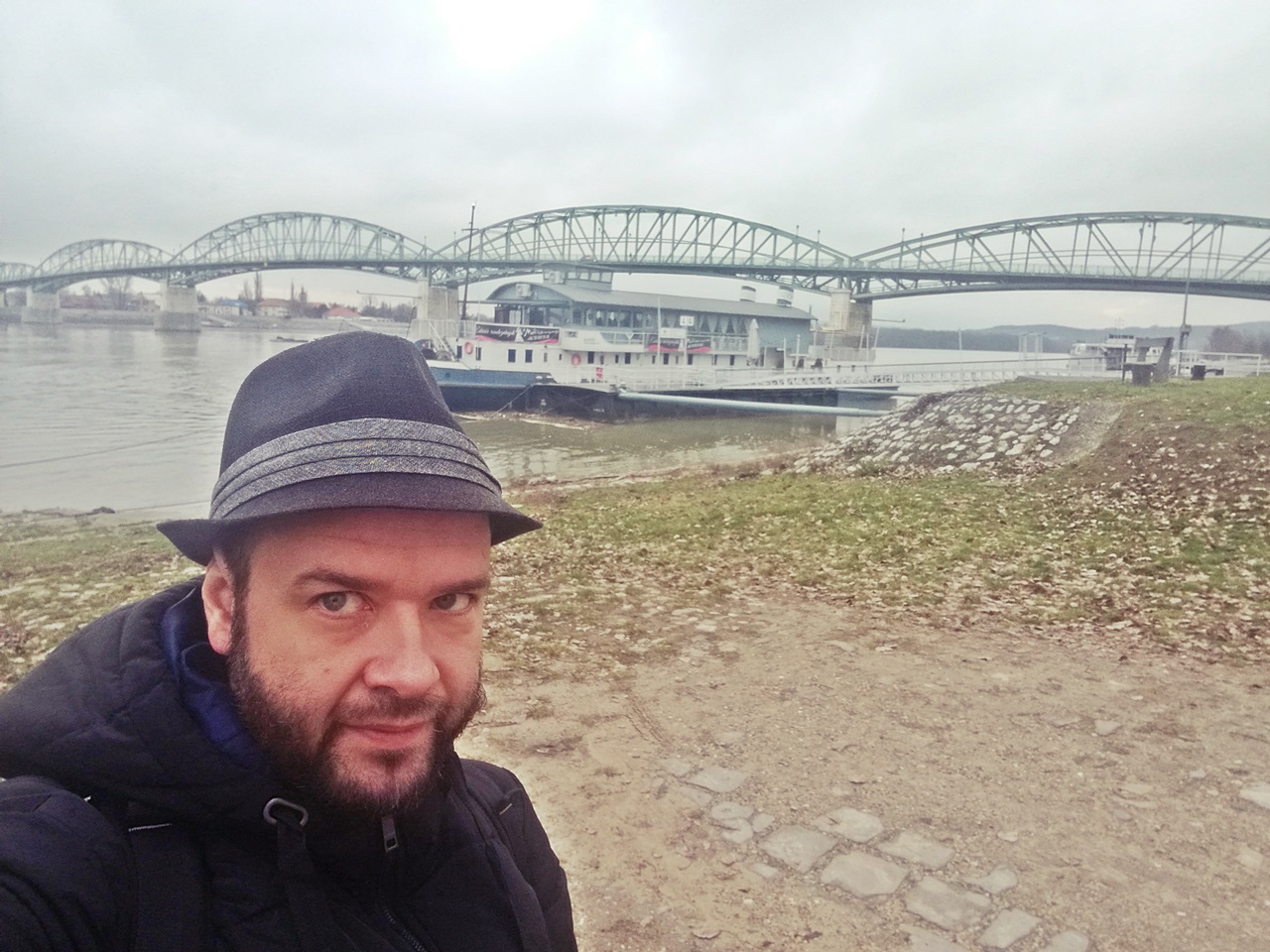 Esztergom - Mária Valéria híd - Kocsmaturista
