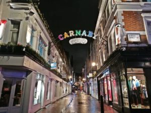 Anglia és kocsmaélete - Soho, London: Carnaby Street - Kocsmaturista
