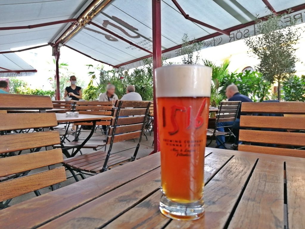 1516 Brewing Company - Bécs kocsmái - Vanálatok terasz - Kocsmaturista 01