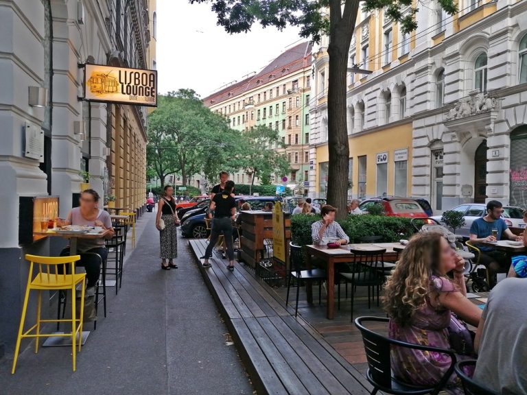Lisboa Lounge, Bécs kocsmái - Van Nálatok Terasz - Wieden, Freihausviertel - Kocsmaturista 01